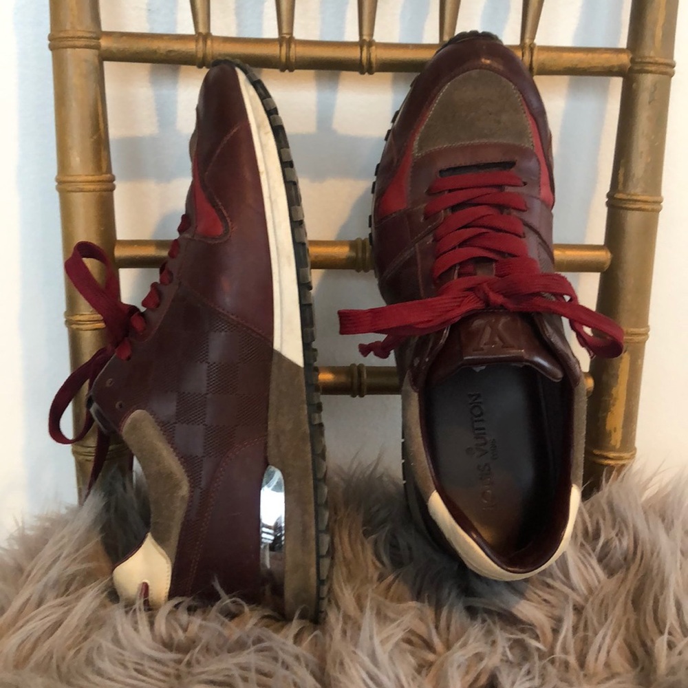 Men’s Louis Vuitton sneaker “run away”